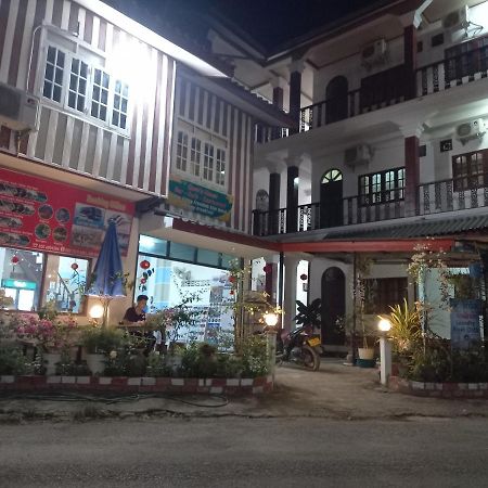 Vang Vieng Queen'S- Mountain View Hotel ภายนอก รูปภาพ