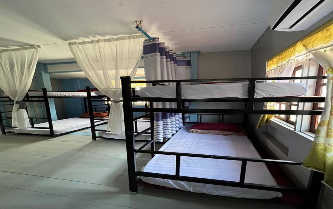 Vang Vieng Queen'S- Mountain View Hotel ภายนอก รูปภาพ