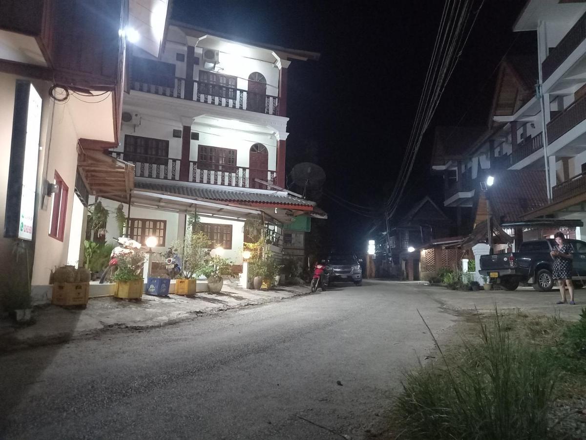 Vang Vieng Queen'S- Mountain View Hotel ภายนอก รูปภาพ